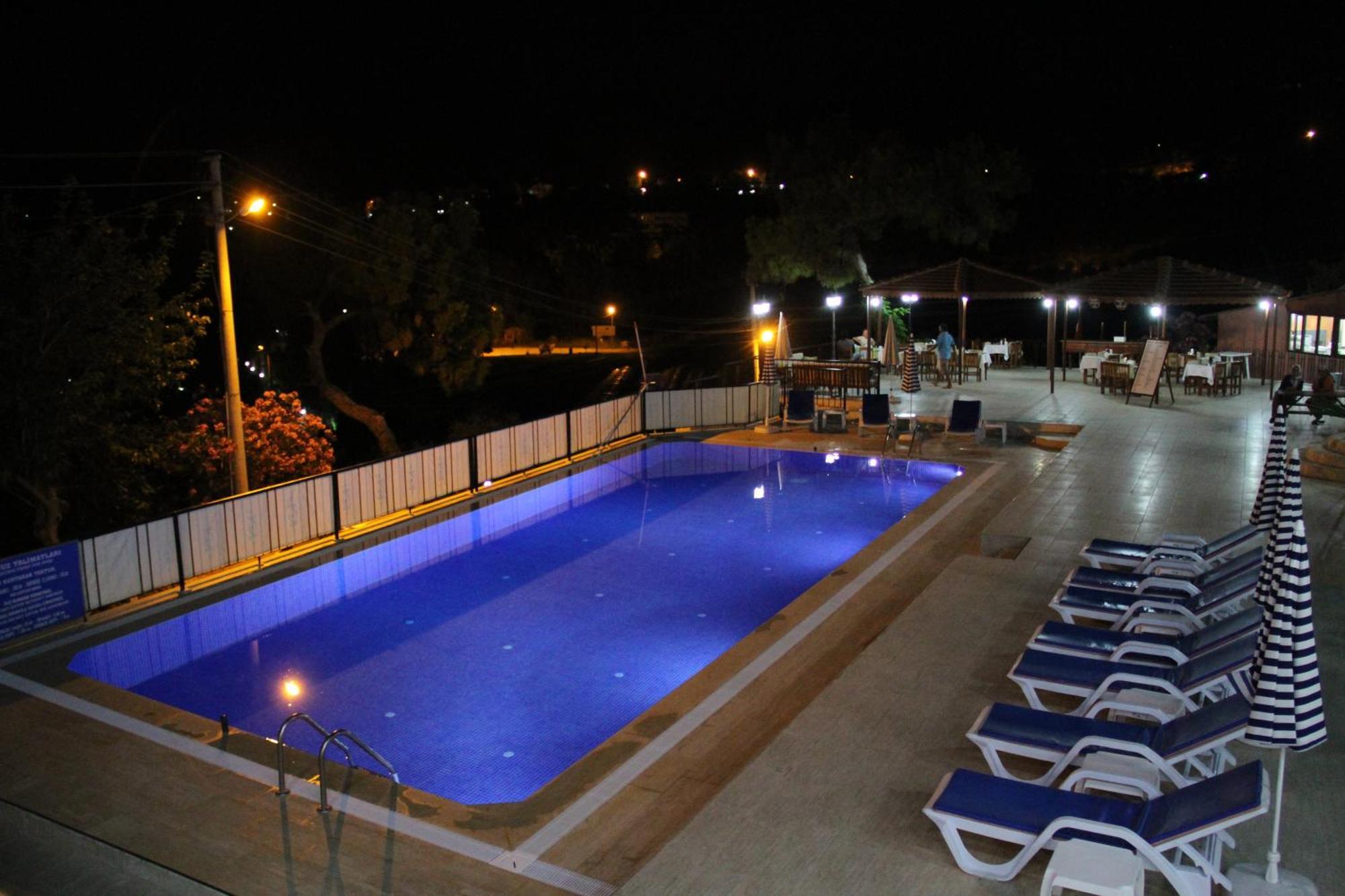 Apollon Hotel パタラ エクステリア 写真